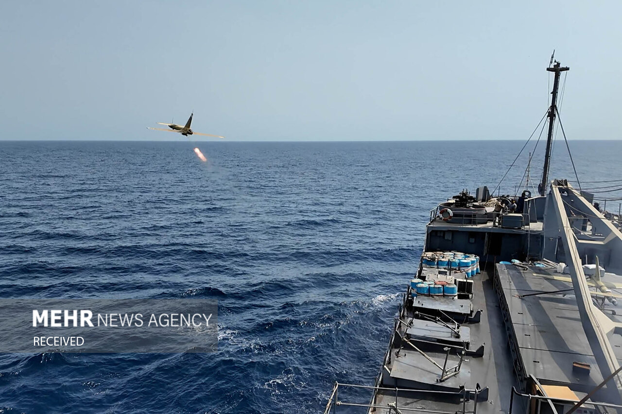 Mehr News Agency - Iran Army Navy's “Sustainable Authority 1404” missile drill