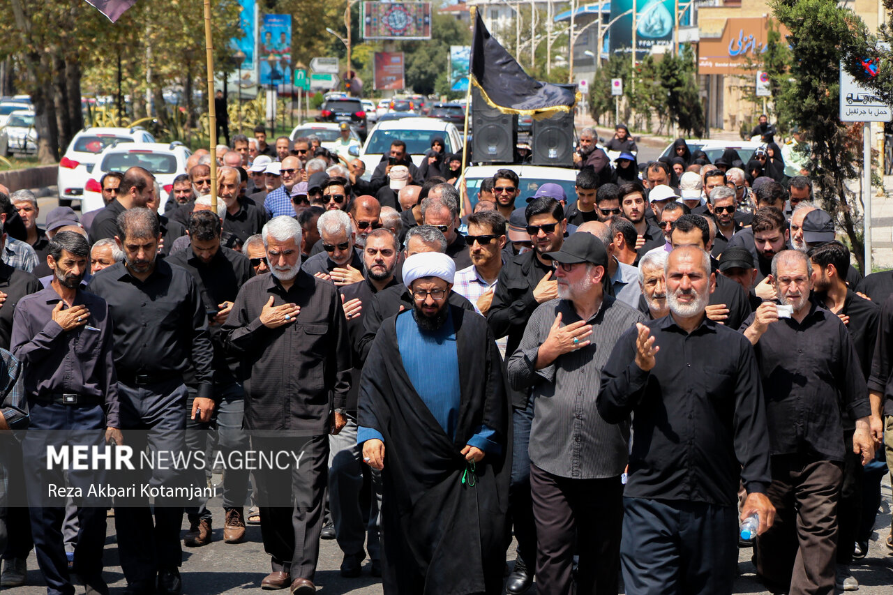 عزاداری رحلت پیامبر اکرم(ص) و شهادت امام حسن مجتبی(ع) در انزلی عزاداری رحلت پیامبر اکرم(ص) و شهادت امام حسن مجتبی(ع) در انزلی