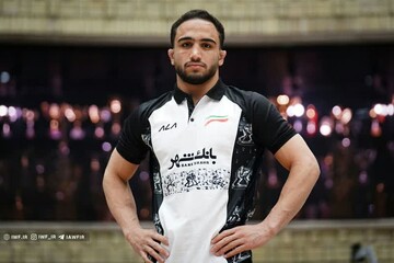 انتخاب کشتی‌گیر لرستانی برای شرکت در مسابقات جهانی