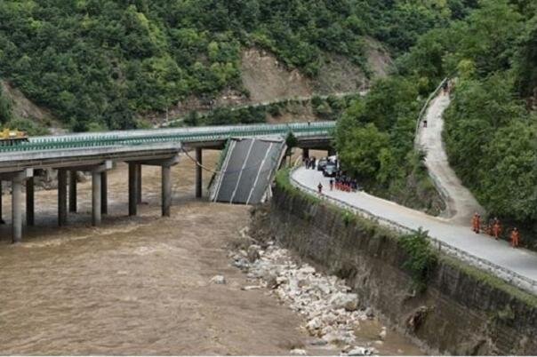 4 کشته و 12 مفقود در پی حادثه ساخت پل در شمال غربی چین