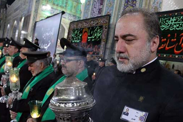وقتی ستارهها به خادمی افتخار میکنند وقتی ستارهها به خادمی افتخار میکنند