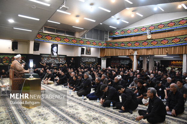 مراسم عزاداری دهه پایانی صفر در حسینیه دفتر آیت الله علم الهدی