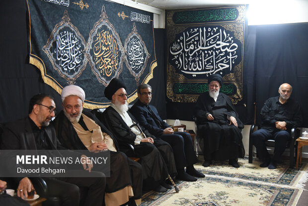 مراسم عزاداری دهه پایانی صفر در حسینیه دفتر آیت الله علم الهدی
