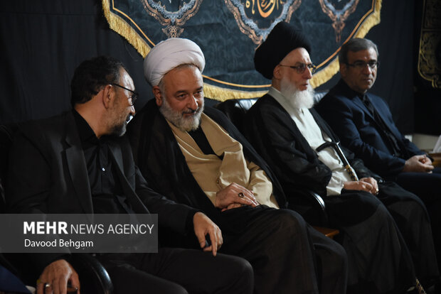 مراسم عزاداری دهه پایانی صفر در حسینیه دفتر آیت الله علم الهدی