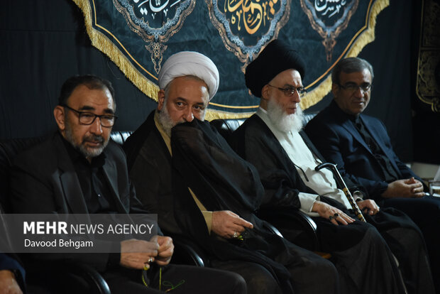 مراسم عزاداری دهه پایانی صفر در حسینیه دفتر آیت الله علم الهدی