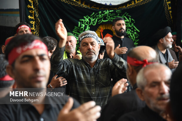 عزاداری گلستانی‌ها در حرم مطهر امام رضا (ع)