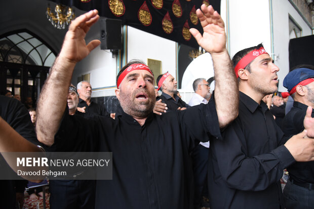 عزاداری گلستانی‌ها در حرم مطهر امام رضا (ع)