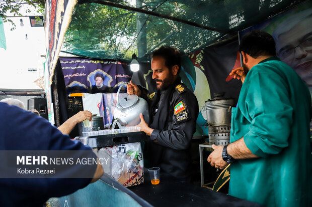 موکب های پذیرایی از زائران رضوی در مشهد