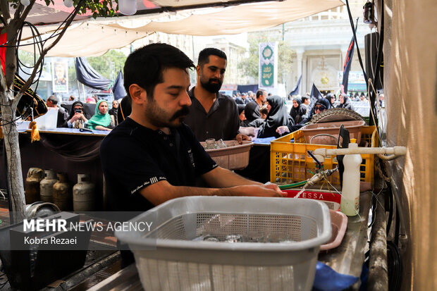 موکب های پذیرایی از زائران رضوی در مشهد