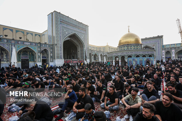 اجتماع عزاداری هیئت‌های نوجوان «ابناء الرضا (ع)» در حرم رضوی