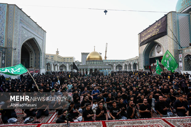 اجتماع عزاداری هیئت‌های نوجوان «ابناء الرضا (ع)» در حرم رضوی