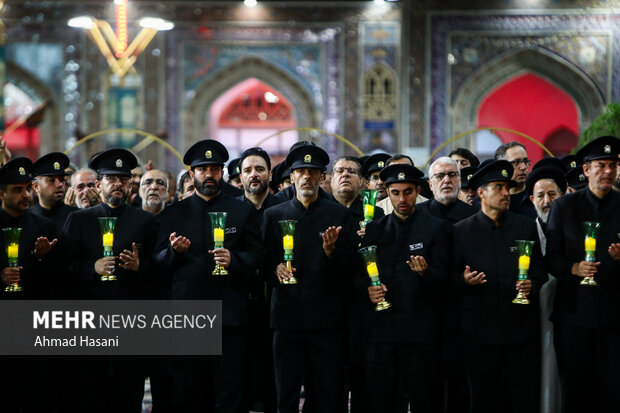 خطبه خوانی شب شهادت امام رضا (ع) در حرم مطهر رضوی