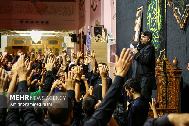 عزاداری شهادت امام رضا(ع) در حرم بانوی کرامت