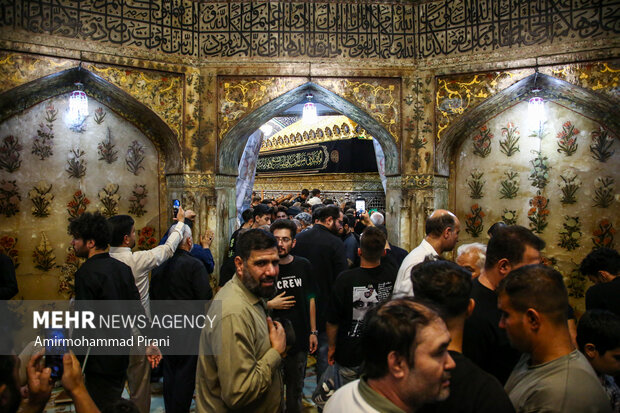 عزاداری شهادت امام رضا(ع) در حرم بانوی کرامت