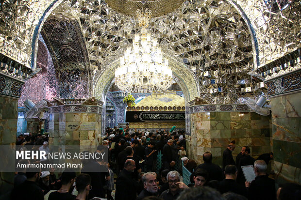 عزاداری شهادت امام رضا(ع) در حرم بانوی کرامت