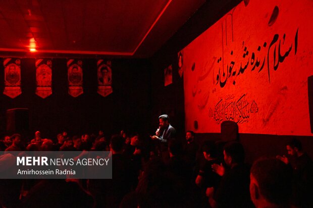 مراسم عزاداری شب شهادت امام رضا ع در بیرجند