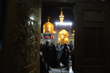 VIDEO: Imam Reza (AS) shrine on eve of his martyrdom anniv.