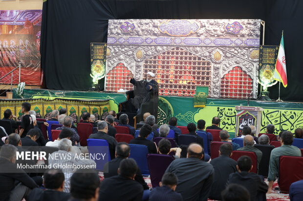 عزاداری شب شهادت امام حسن عسکری(ع) در ایرانشهر عزاداری شب شهادت امام حسن عسکری(ع) در ایرانشهر