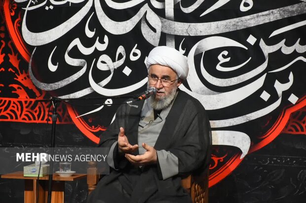 آیت الله رمضانی:فتنه‌ها همیشه با شعارهای فریبنده ظاهر می شوند