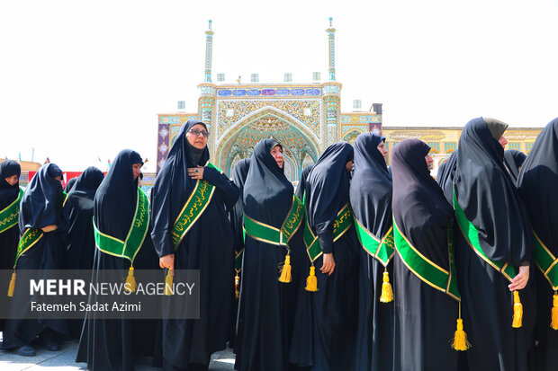 دسته عزاداری خادمان حرم حضرت معصومه (س) در روز شهادت امام رضا(ع)