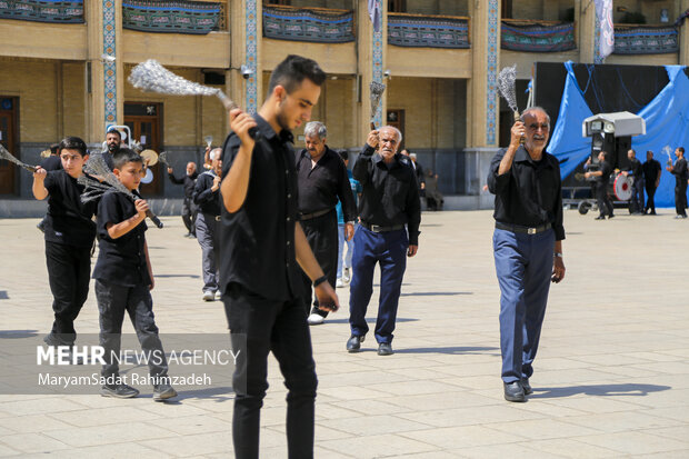 عزاداری شهادت امام رضا در حرم شاهچراغ