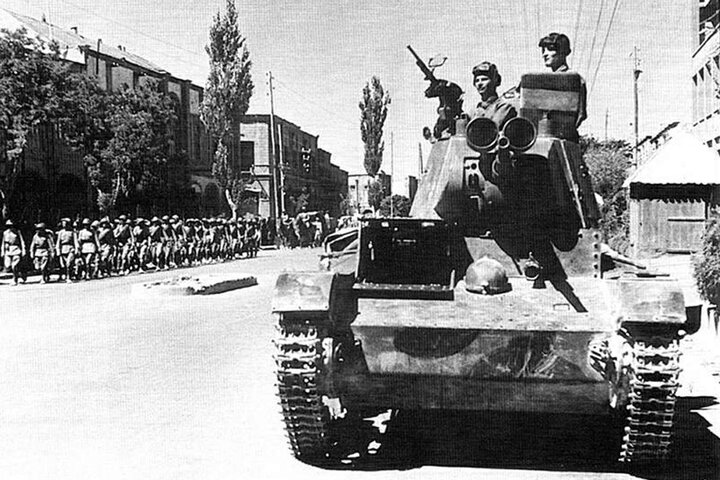 «پل پیروزی» غرب بر نعش 4میلیون ایرانی؛ لهستانی‌ها سیر، ایرانی‌ها گرسنه