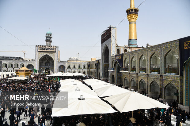 عزاداری شهادت امام رضا (ع) در حرم رضوی