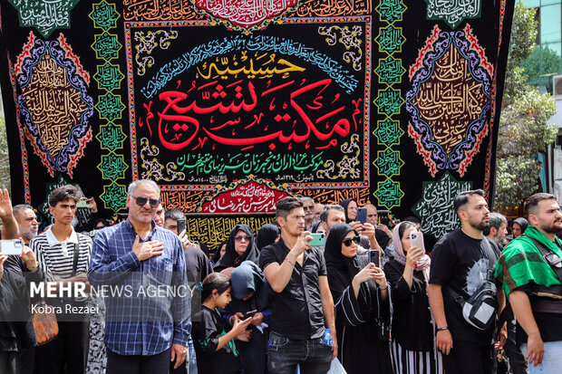 عزاداری سالروز شهادت امام رضا (ع) در مشهد