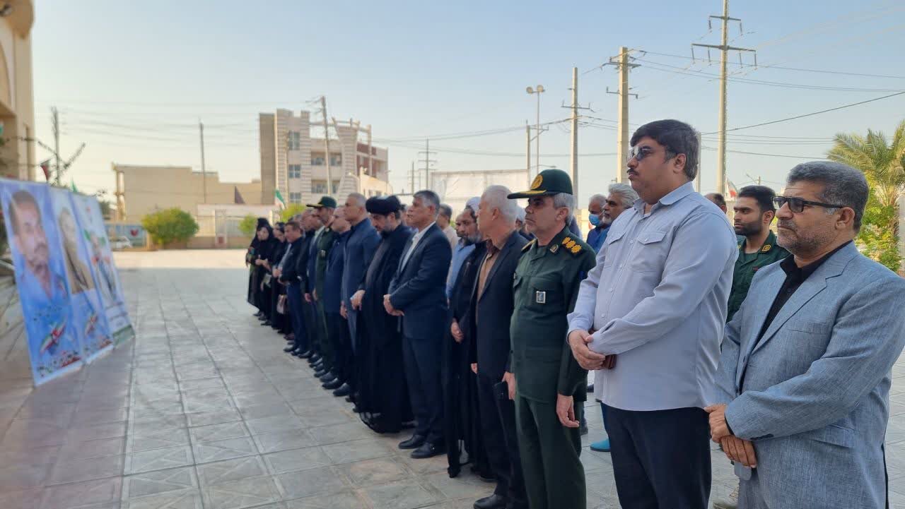 مراسم تجدید میثاق با شهدا در گناوه برگزار شد