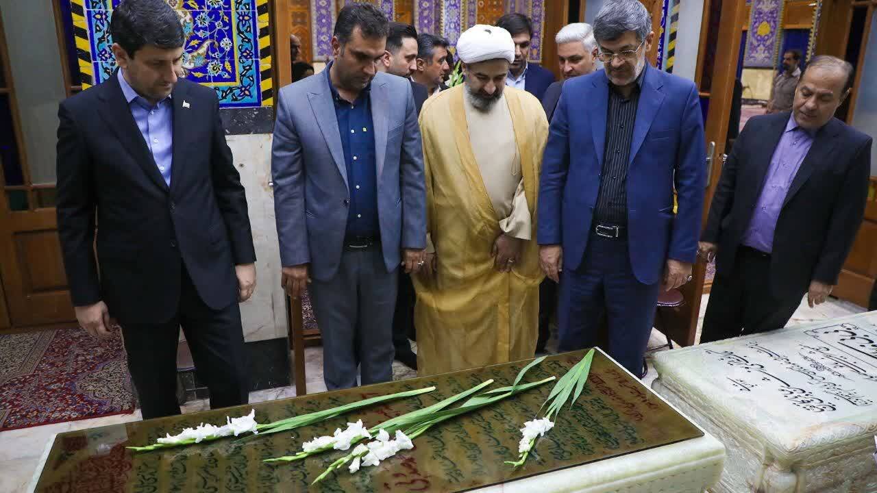افتتاح مدرسه ۱۵ کلاسه در اردکان با حضور وزیر ارتباطات