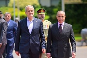 الرئيس بزشكيان يهنئ بمناسبة الذكرى السنوية لاستقلال باكستان
