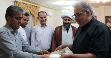 پاسداشت خانواده‌های شهدا از اولویت‌ها در خارگ است