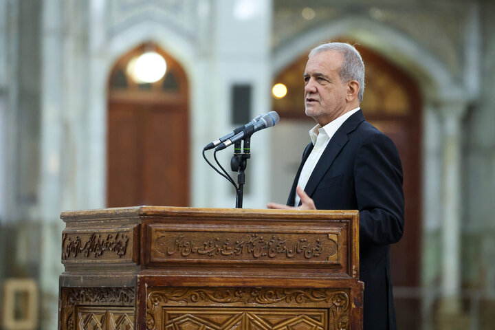 پزشکیان: وحدت ملی و اسلامی سپر اصلی در برابر دشمن است پزشکیان: وحدت ملی و اسلامی سپر اصلی در برابر دشمن است