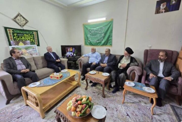 رئیس بنیاد شهید:دعای خانوادهها برای شهادت فرزندان سرمایه ماندگاری است رئیس بنیاد شهید:دعای خانوادهها برای شهادت فرزندان سرمایه ماندگاری است