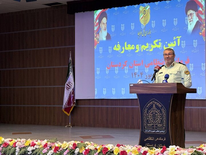 کردستان سرزمین وحدت و وفاداری به آرمانهای انقلاب است