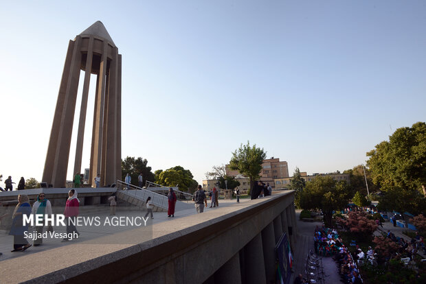 همایش فرهنگی و هنری روز همدان