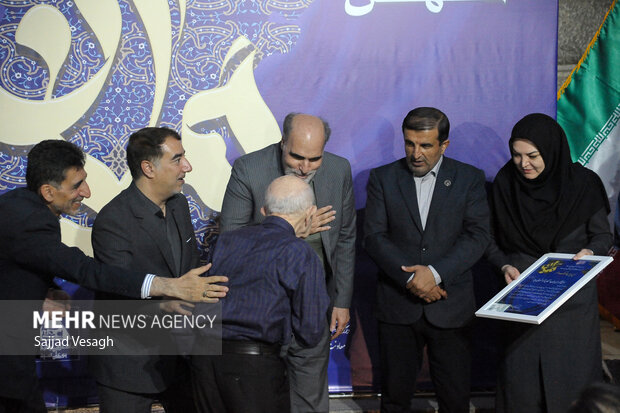 همایش فرهنگی و هنری روز همدان