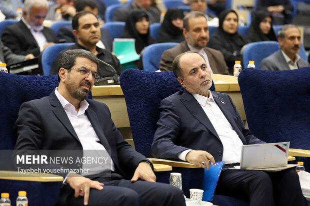 سفر وزیرجهاد کشاورزی‌ به همدان