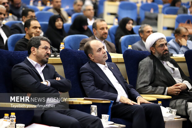 سفر وزیرجهاد کشاورزی‌ به همدان