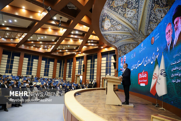 سفر وزیرجهاد کشاورزی‌ به همدان
