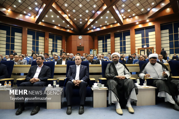 سفر وزیرجهاد کشاورزی‌ به همدان
