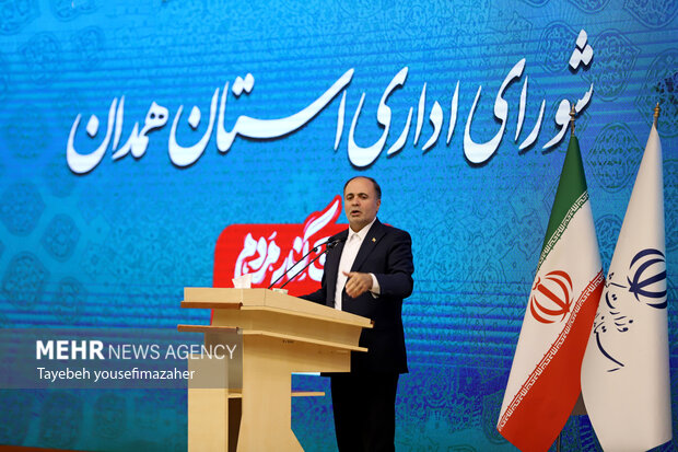 سفر وزیرجهاد کشاورزی‌ به همدان