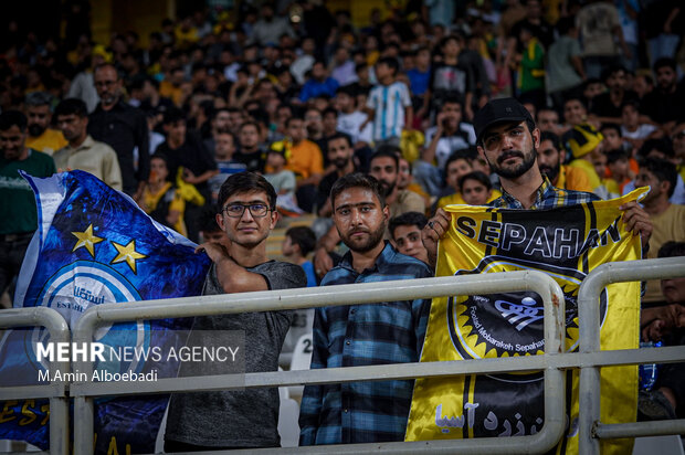 لیگ برتر فوتبال ؛ سپاهان و پرسپولیس