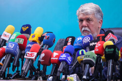 وزیر ارشاد: بودجه تئاتر هرساله کم نمی‌شود؛ پیگیری پرونده هنرمندان