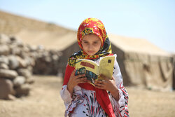 بهروزآذر: بیش از ۱۰۵ هزار دانش‌آموز عشایری در کشور تحصیل می‌کنند