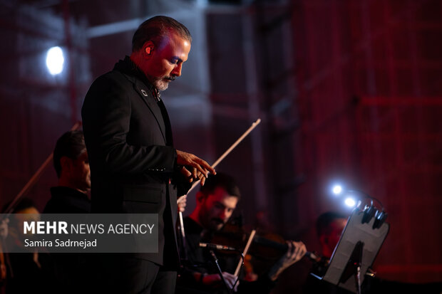 Ünlü müzisyen Alireza Ghorbani’nin “İran’ım” turnesi İstanbul’dan başlıyor Ünlü müzisyen Alireza Ghorbani’nin “İran’ım” turnesi İstanbul’dan başlıyor