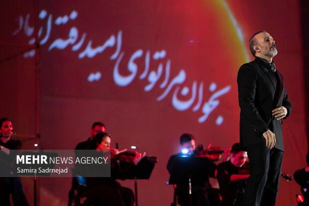 «ایرانم» علیرضا قربانی ۶ شب در یزد روی صحنه میرود