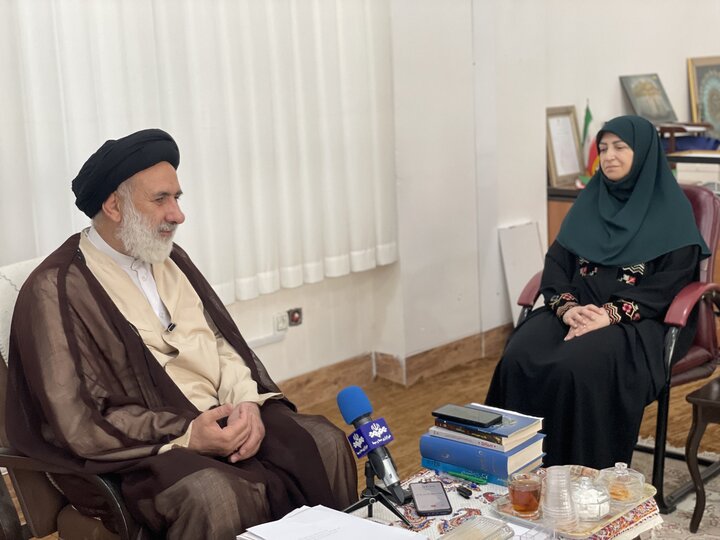 دیدار رئیس سازمان محیط زیست کشور با امام‌جمعه شهرکرد