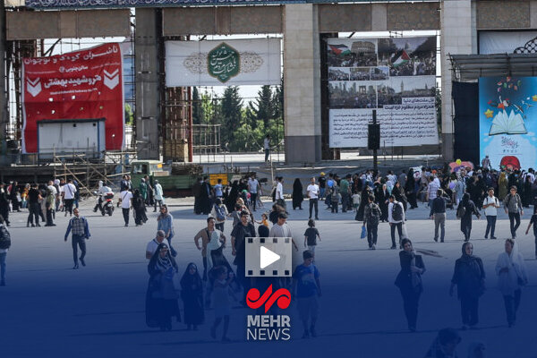 کنایه چمران به برگزاری نمایشگاههای پرمخاطب در تهران کنایه چمران به برگزاری نمایشگاههای پرمخاطب در تهران