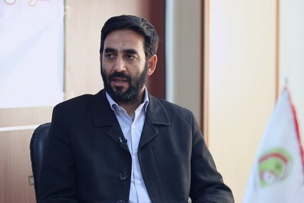 تأمین مواد اولیه اصناف و مدارس بدون محدودیت انجام می‌شود